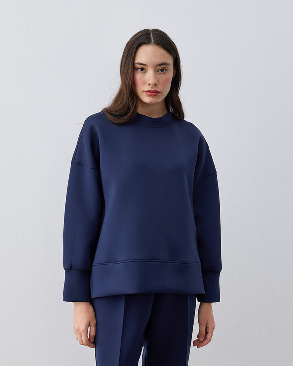 Puff Side-Slit Sweatshirt Blouse in Navy Blue