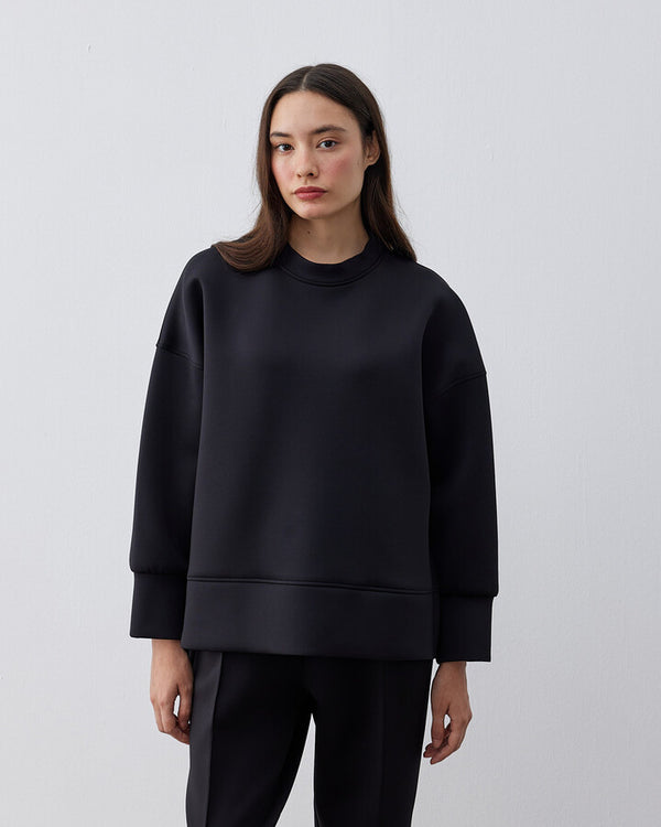 Puff Side-Slit Sweatshirt Blouse in Black