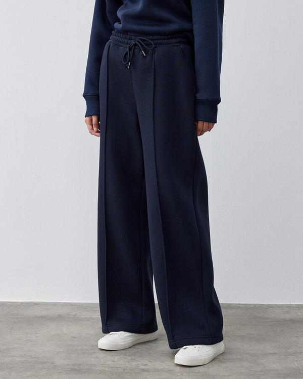 Brushed Three-Thread Straight Fit Ribbed Sweatpants in Navy Blue